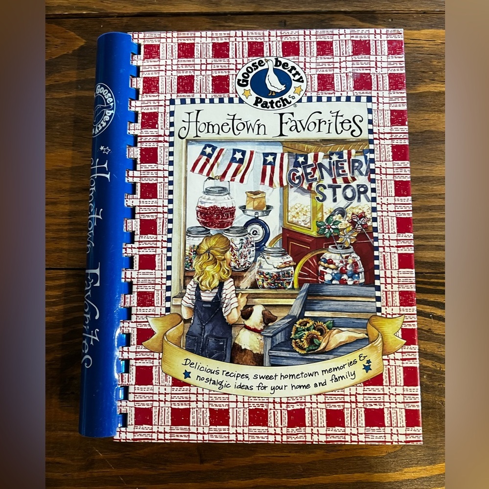 Gooseberry Patch Hometown Favorites Cookbook